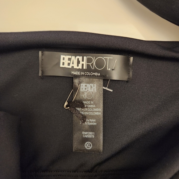 Beach Riot Chevrons Colorblock Sports Bra in Tidal Colorblock - Picture 3 of 8